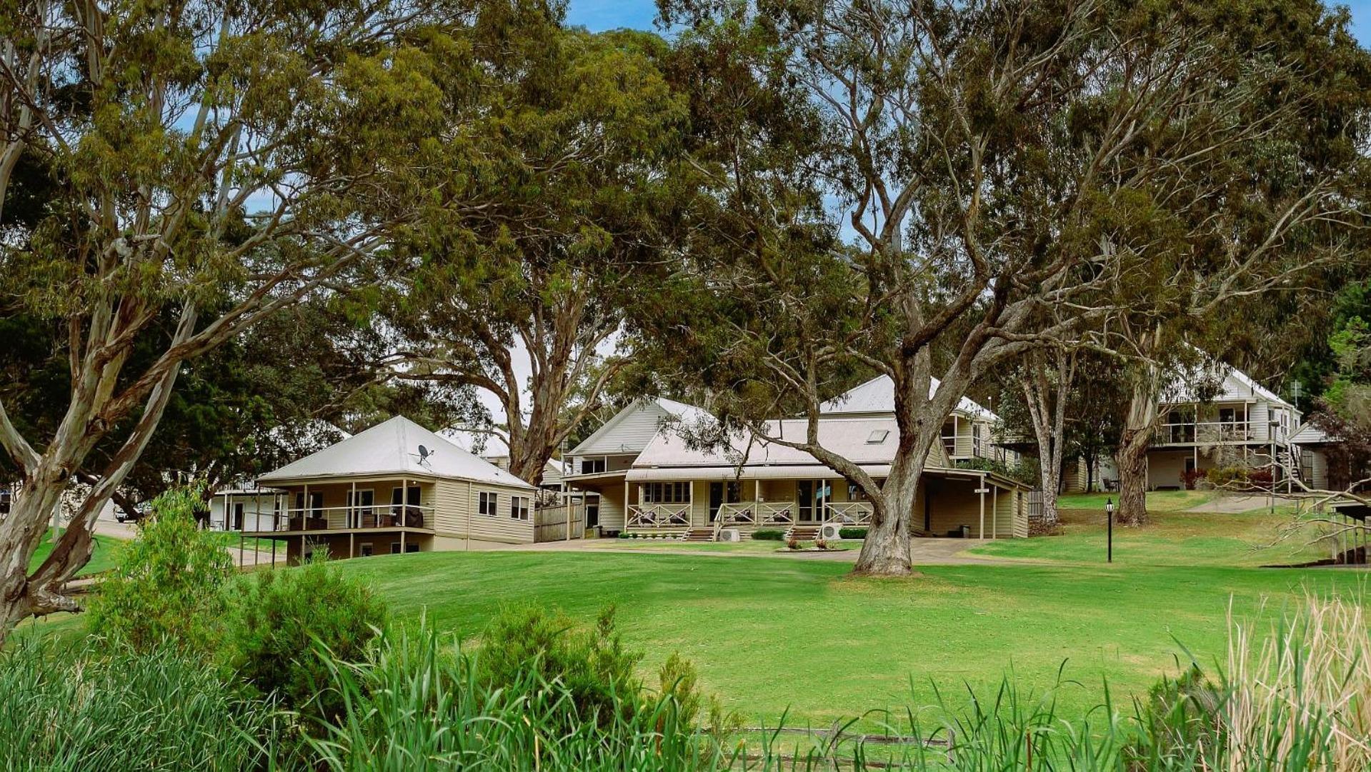 Mcmillans Of Metung Coastal Resort Eksteriør bilde